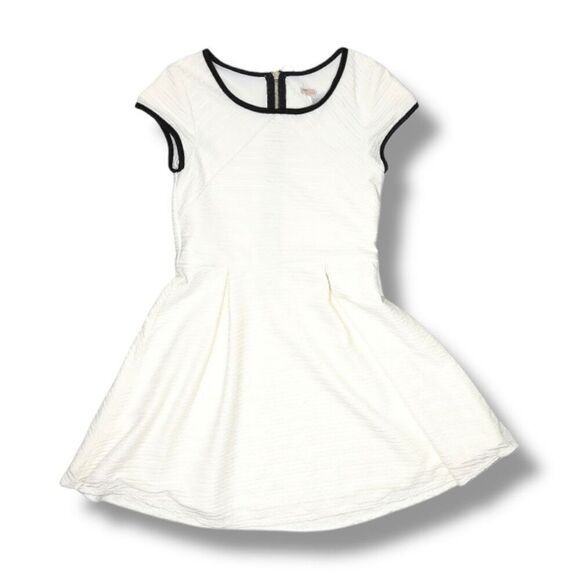 Sally Miller White Fit & Flare Textured Short Sleeve Dress Black Trim XL 14/16
